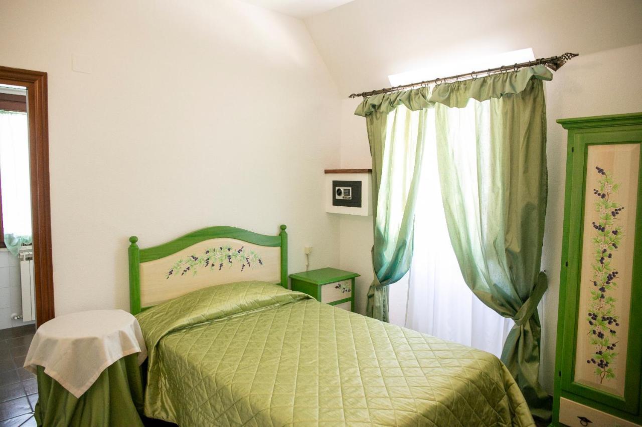 ל'אקווילה La Villetta Food & Drink Rooms For Rent - No Reception - מראה חיצוני תמונה